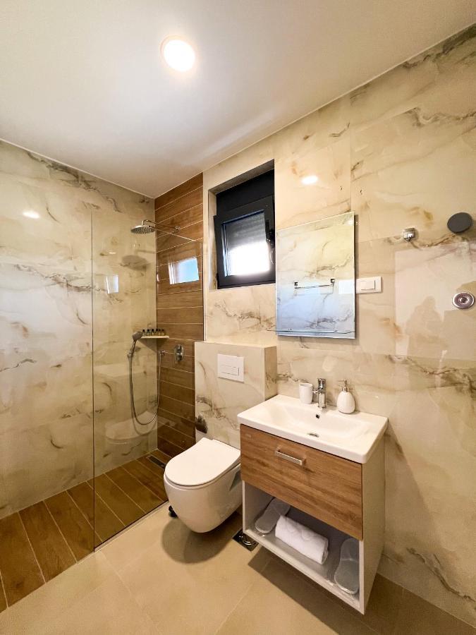 Square Residence Ulcinj Extérieur photo
