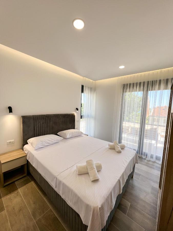 Square Residence Ulcinj Extérieur photo