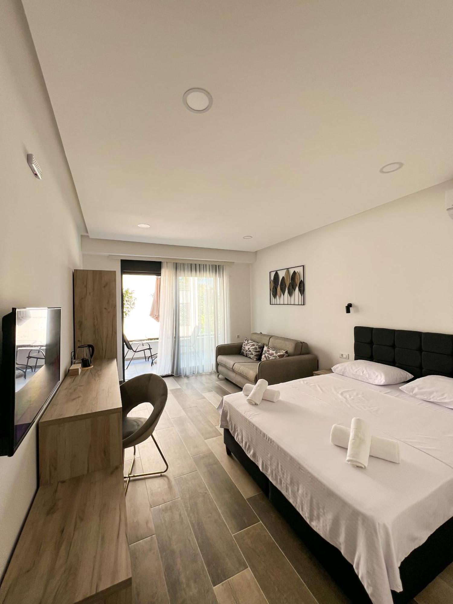 Square Residence Ulcinj Extérieur photo