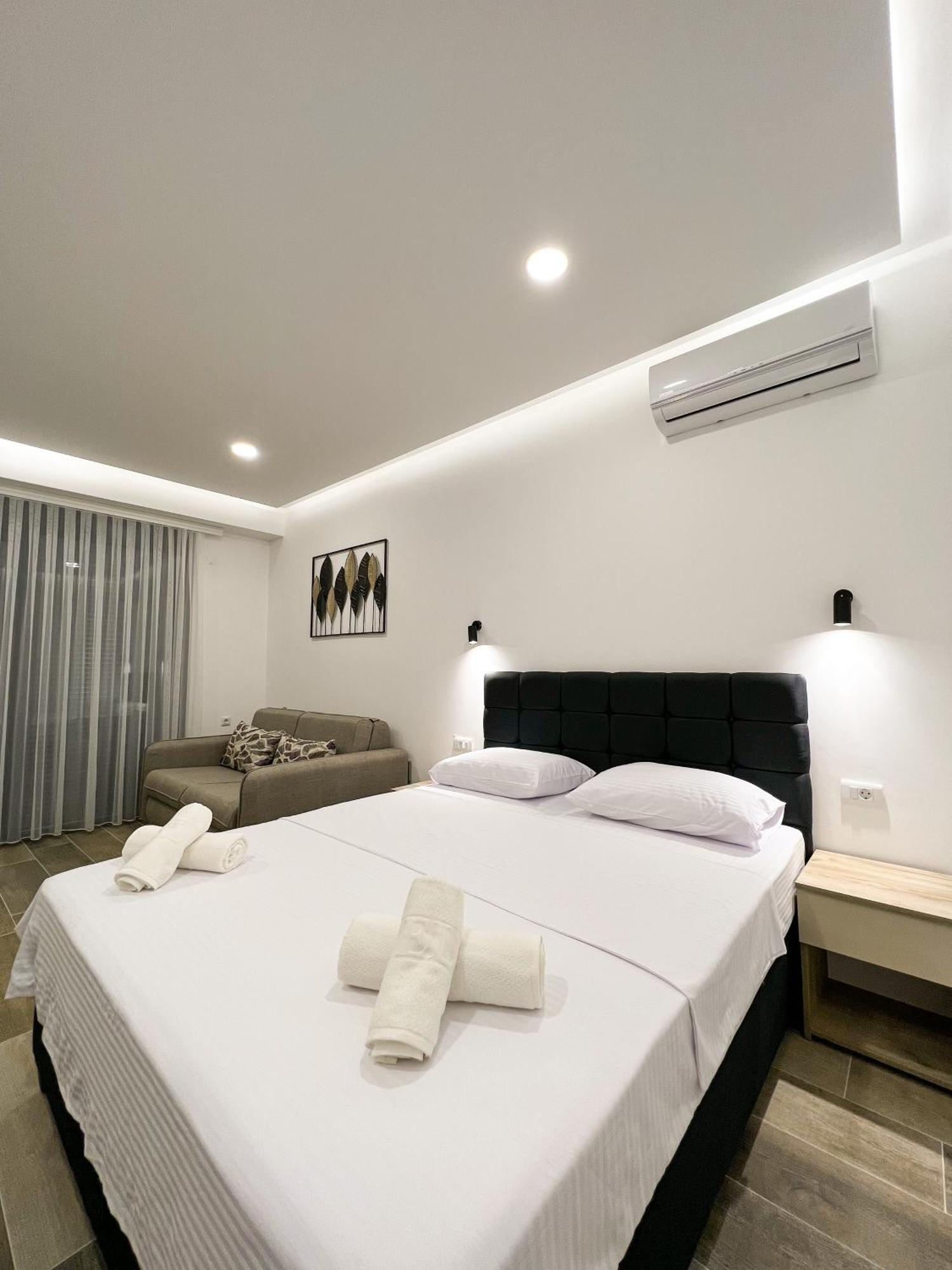 Square Residence Ulcinj Extérieur photo