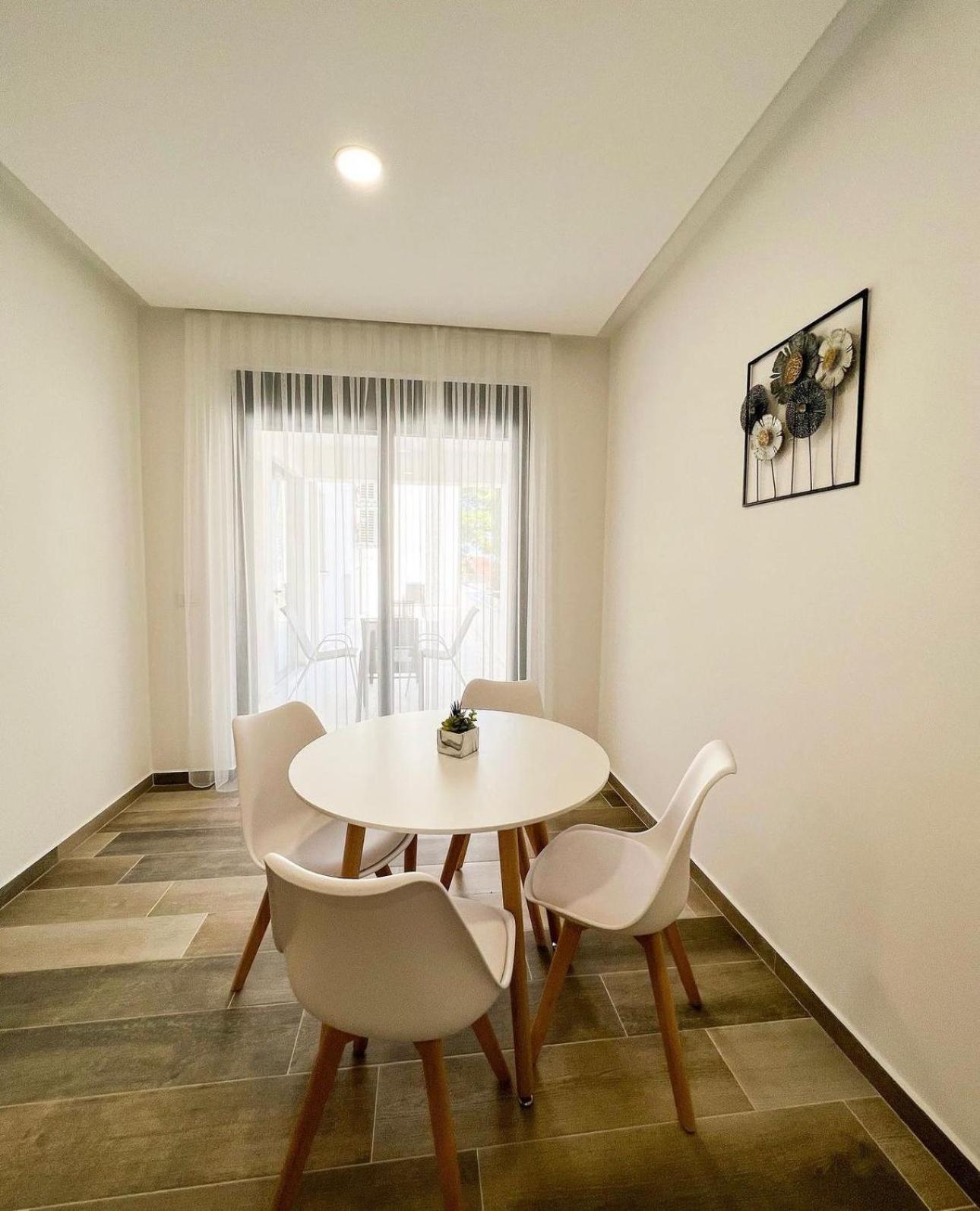 Square Residence Ulcinj Extérieur photo