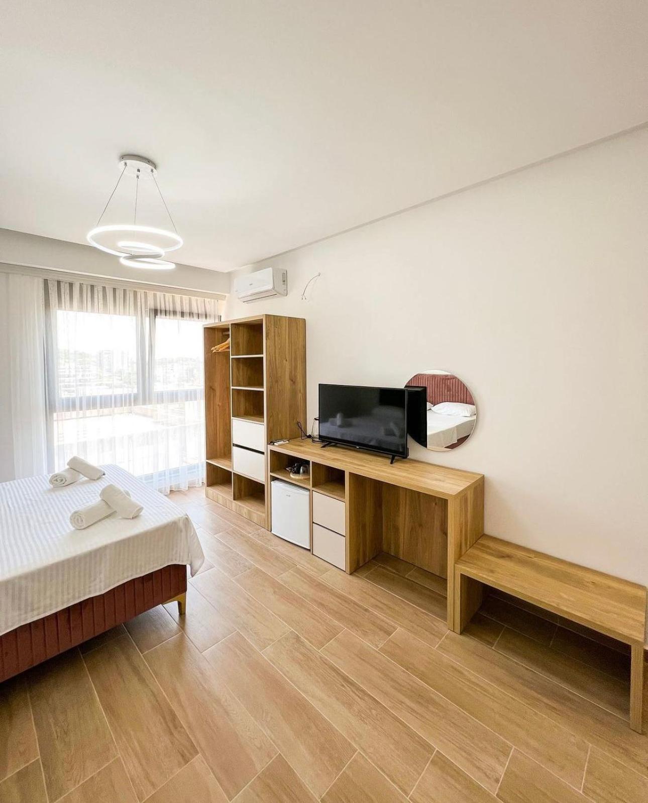 Square Residence Ulcinj Extérieur photo