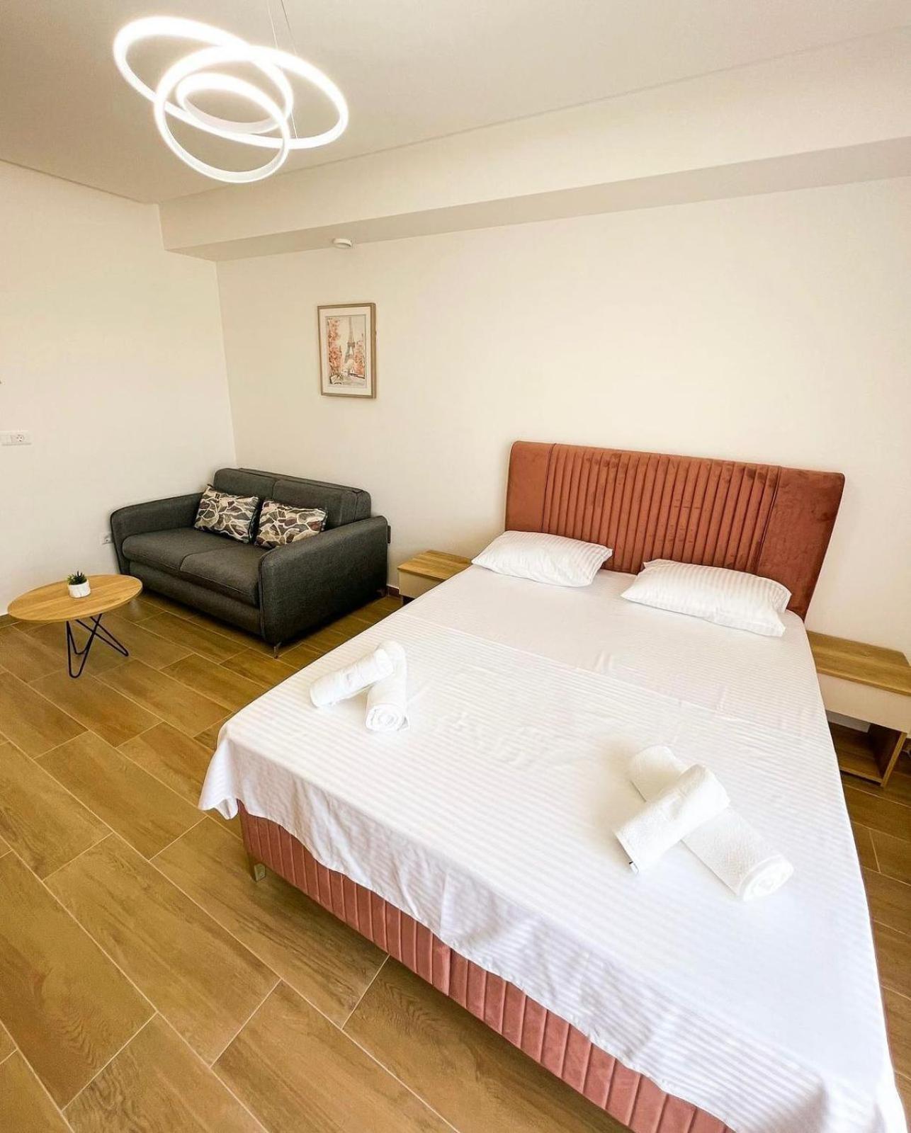 Square Residence Ulcinj Extérieur photo
